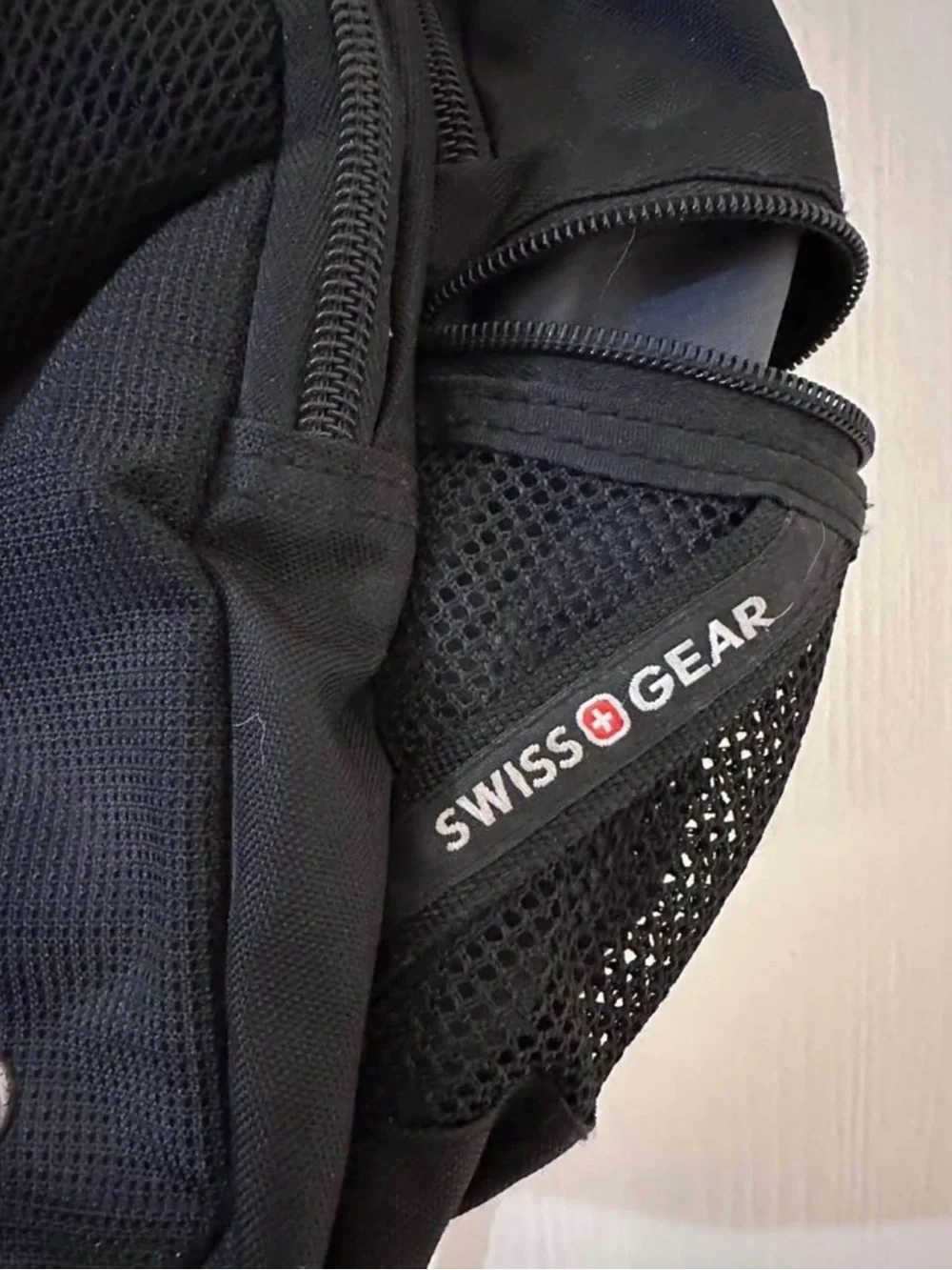 SwissGear airflow travel
